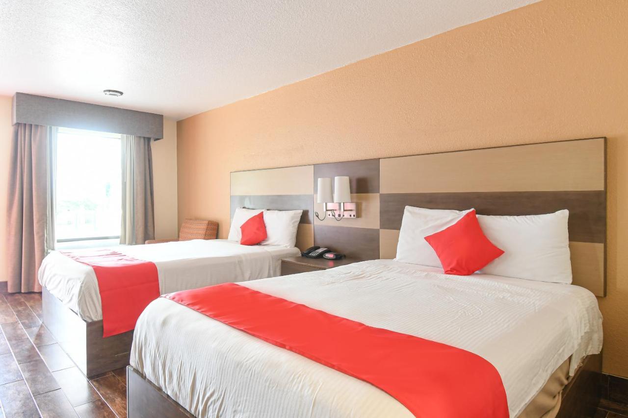 Scottish Inns & Suites - Woodlands Mall ザ・ウッドランズ エクステリア 写真