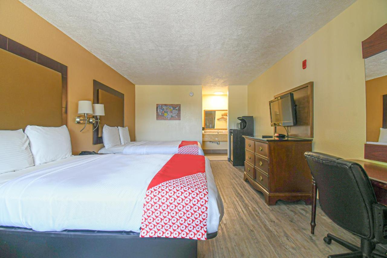Scottish Inns & Suites - Woodlands Mall ザ・ウッドランズ エクステリア 写真